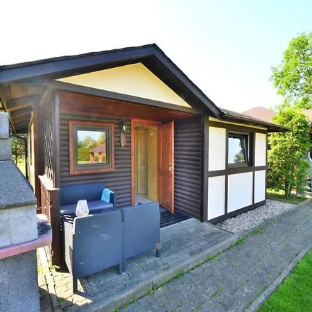 Family Homes, Pool, Large Garden Dom wakacyjny Lacko (Slawno)