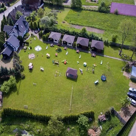 Dom wakacyjny Family Homes, Pool, Large Garden
